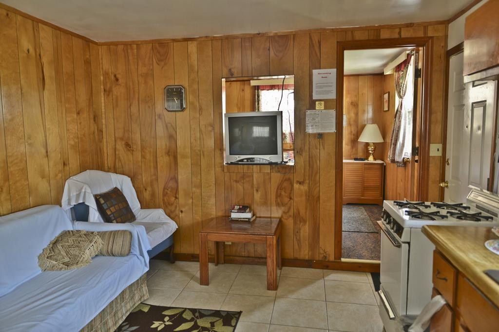 Lake Ida Beach Resort Winter Haven Pokoj fotografie